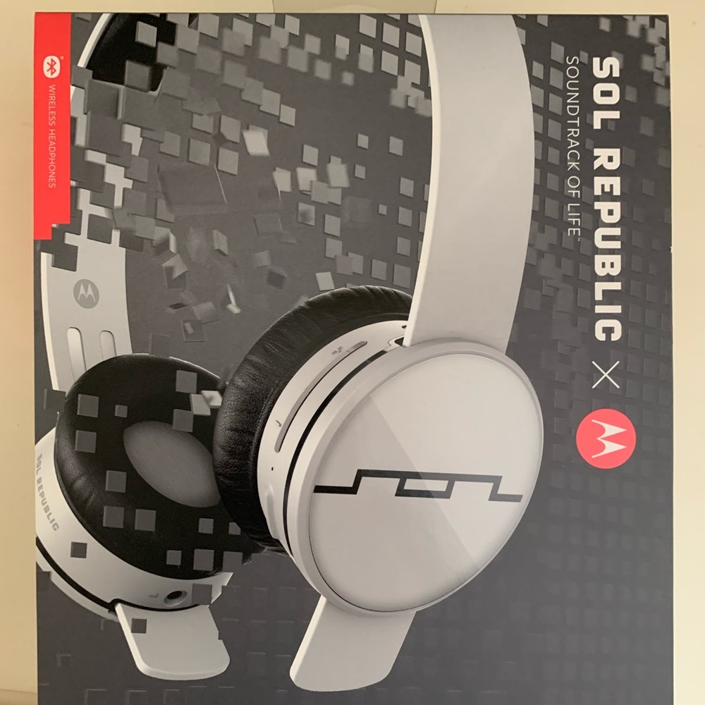 Sol Republic Tracks Air - wireless Bluetooth